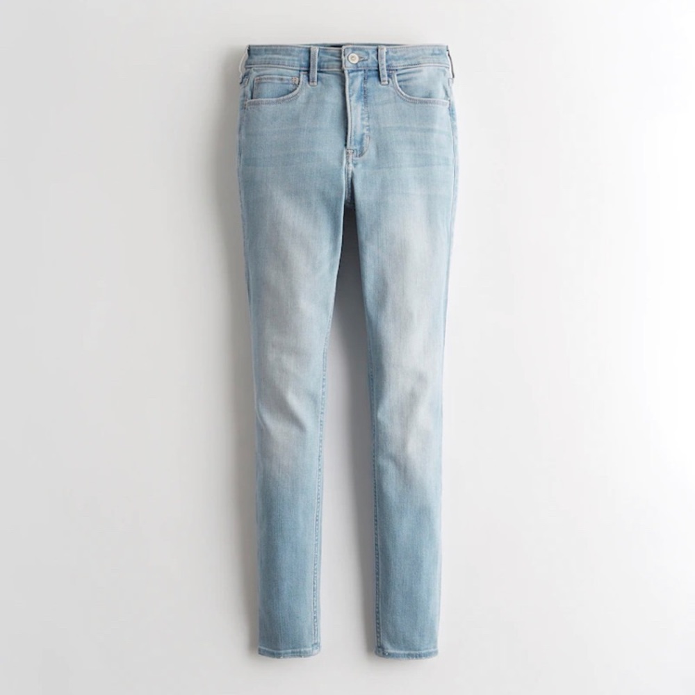 Hollister High Waisted Light Wash Skinny Jeans